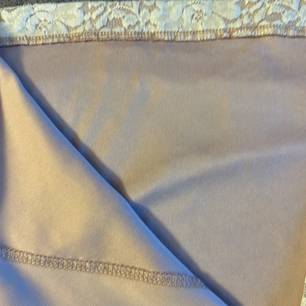 Dress - Picture 4 of 5
